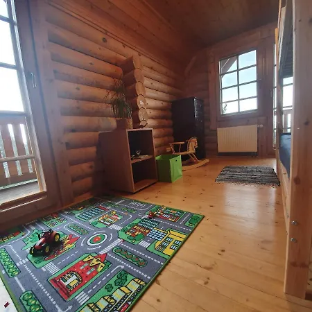 Cosy Spacious Wooden Chalet Na Hrib 木屋